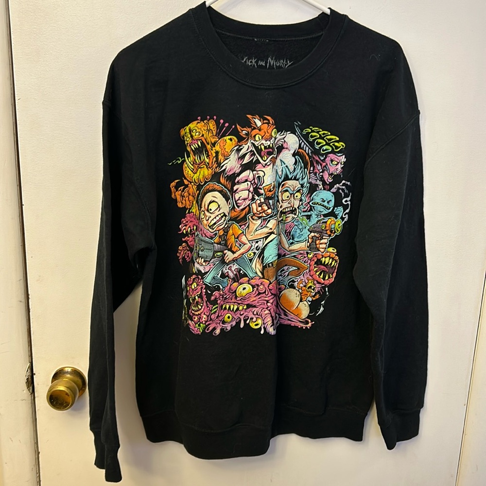 Rick & Morty Adult Sweatshirt Size ~22” pit to pit